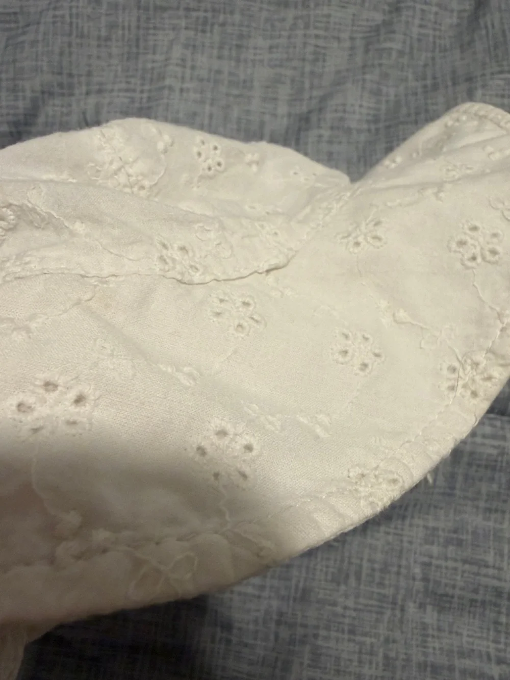 White Eyelet Bucket Hat 6-12months
